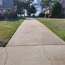 Driveway-and-Sidewalk-Cleaning-in-Fairhope-AL 1