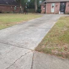 Professional-Driveway-and-Sidewalk-Cleaning-Completed-in-Fairhope-AL 0