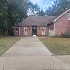 Professional-Driveway-and-Sidewalk-Cleaning-Completed-in-Fairhope-AL 1